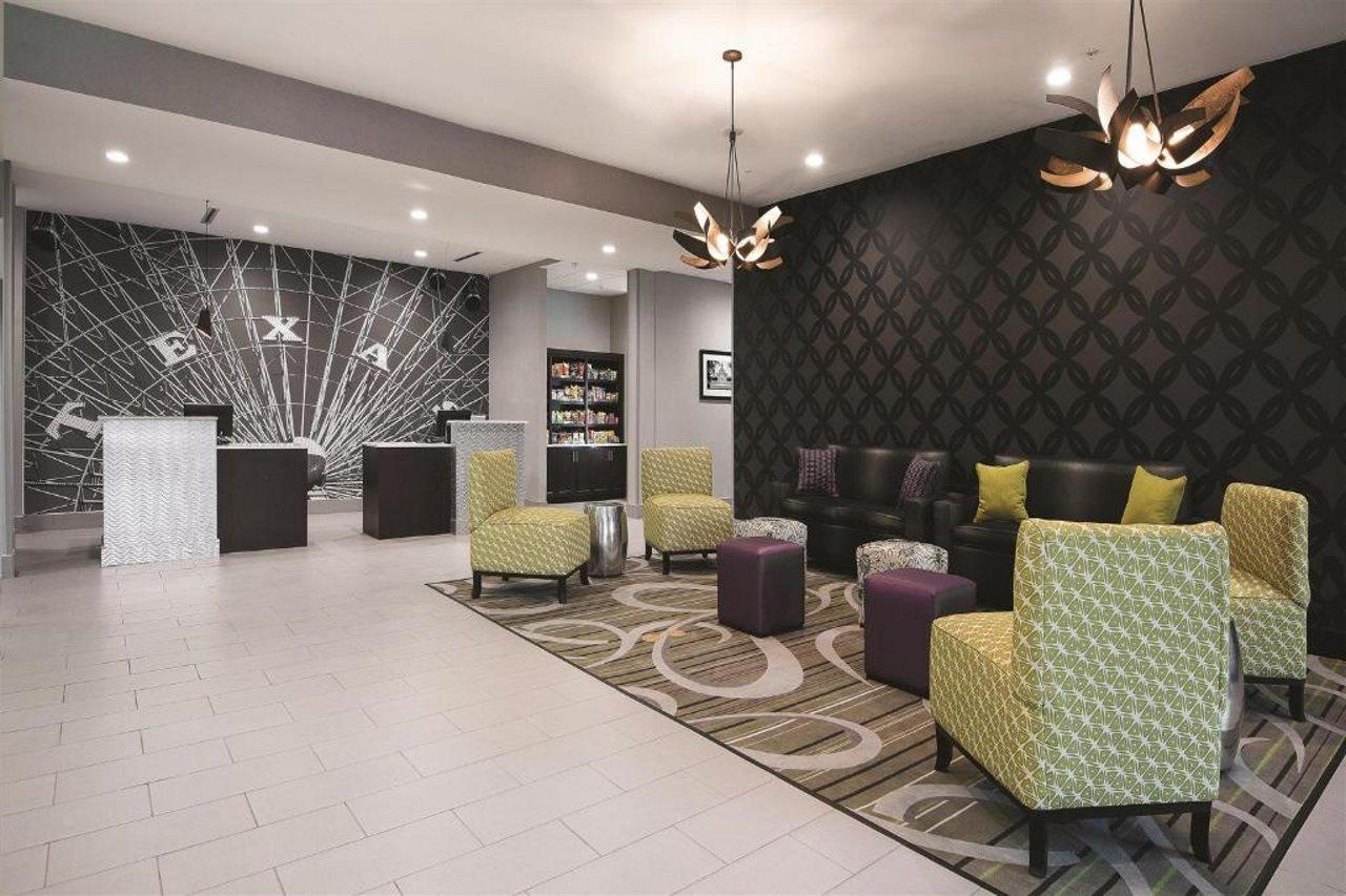 La Quinta Inn & Suites By Wyndham Lv Tropicana Stadium Las Vegas Zewnętrze zdjęcie