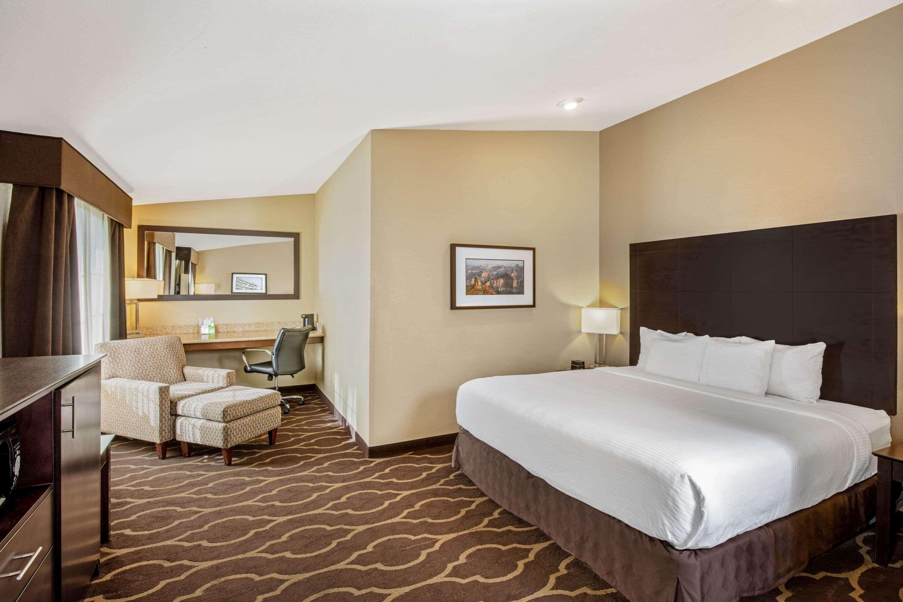 La Quinta Inn & Suites By Wyndham Lv Tropicana Stadium Las Vegas Zewnętrze zdjęcie