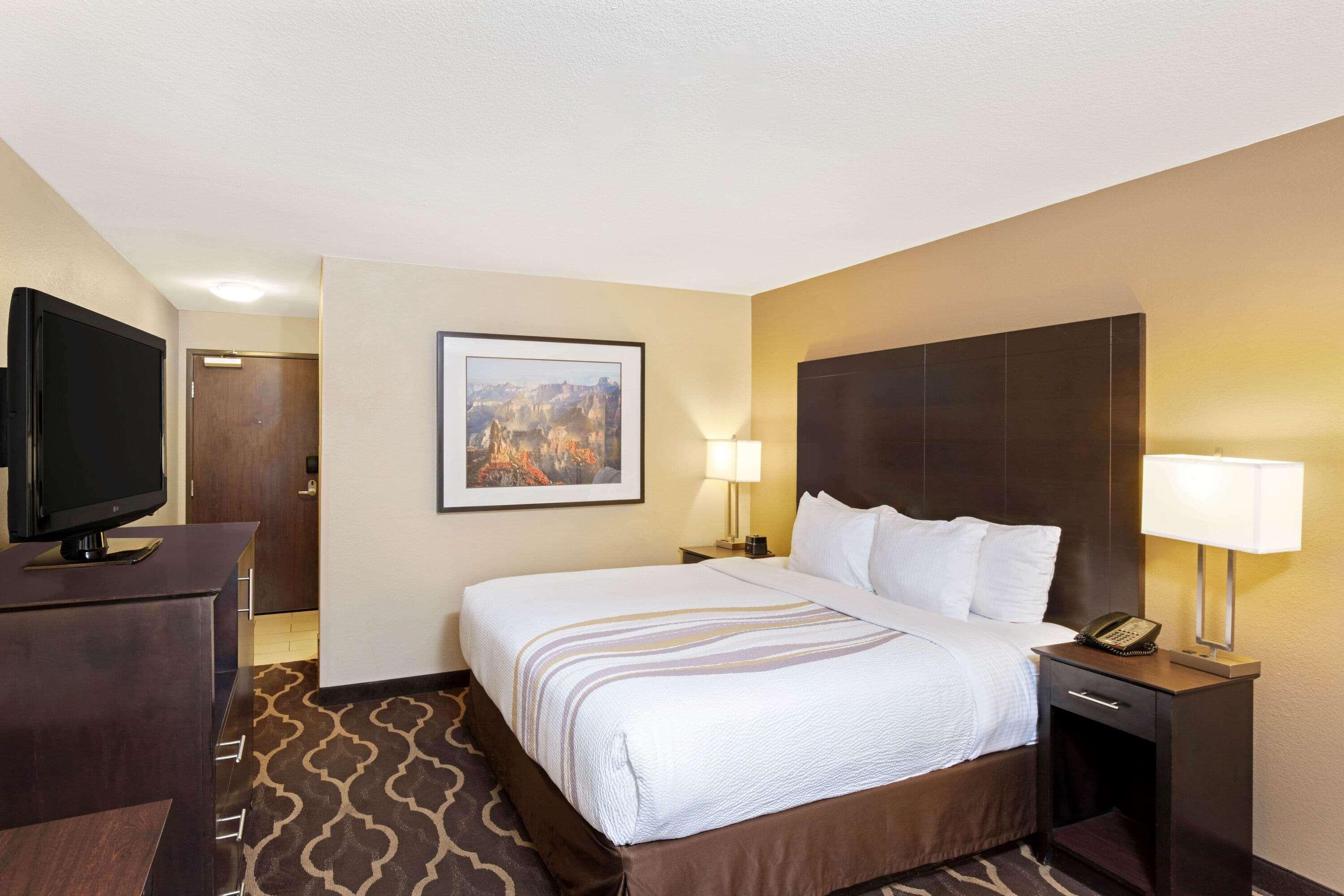 La Quinta Inn & Suites By Wyndham Lv Tropicana Stadium Las Vegas Zewnętrze zdjęcie