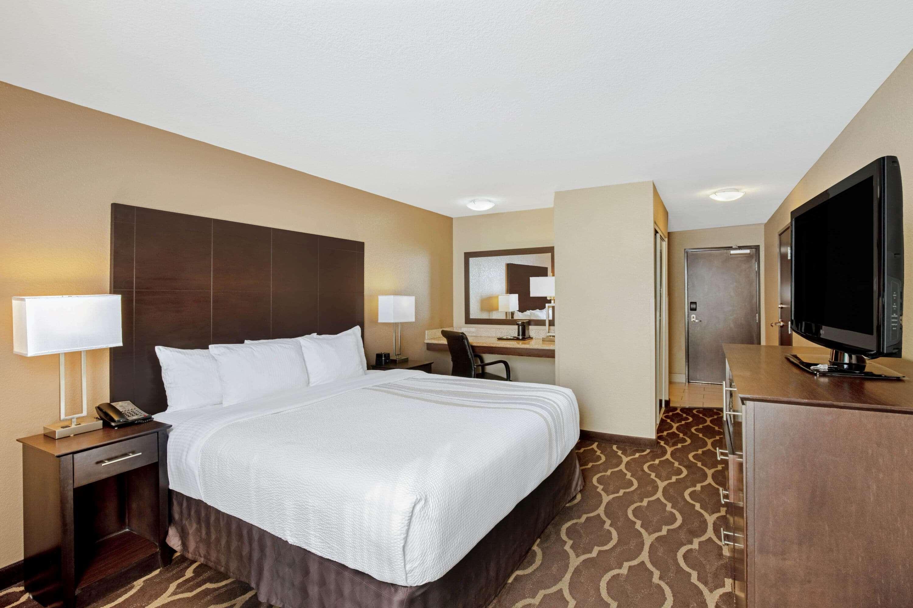 La Quinta Inn & Suites By Wyndham Lv Tropicana Stadium Las Vegas Zewnętrze zdjęcie
