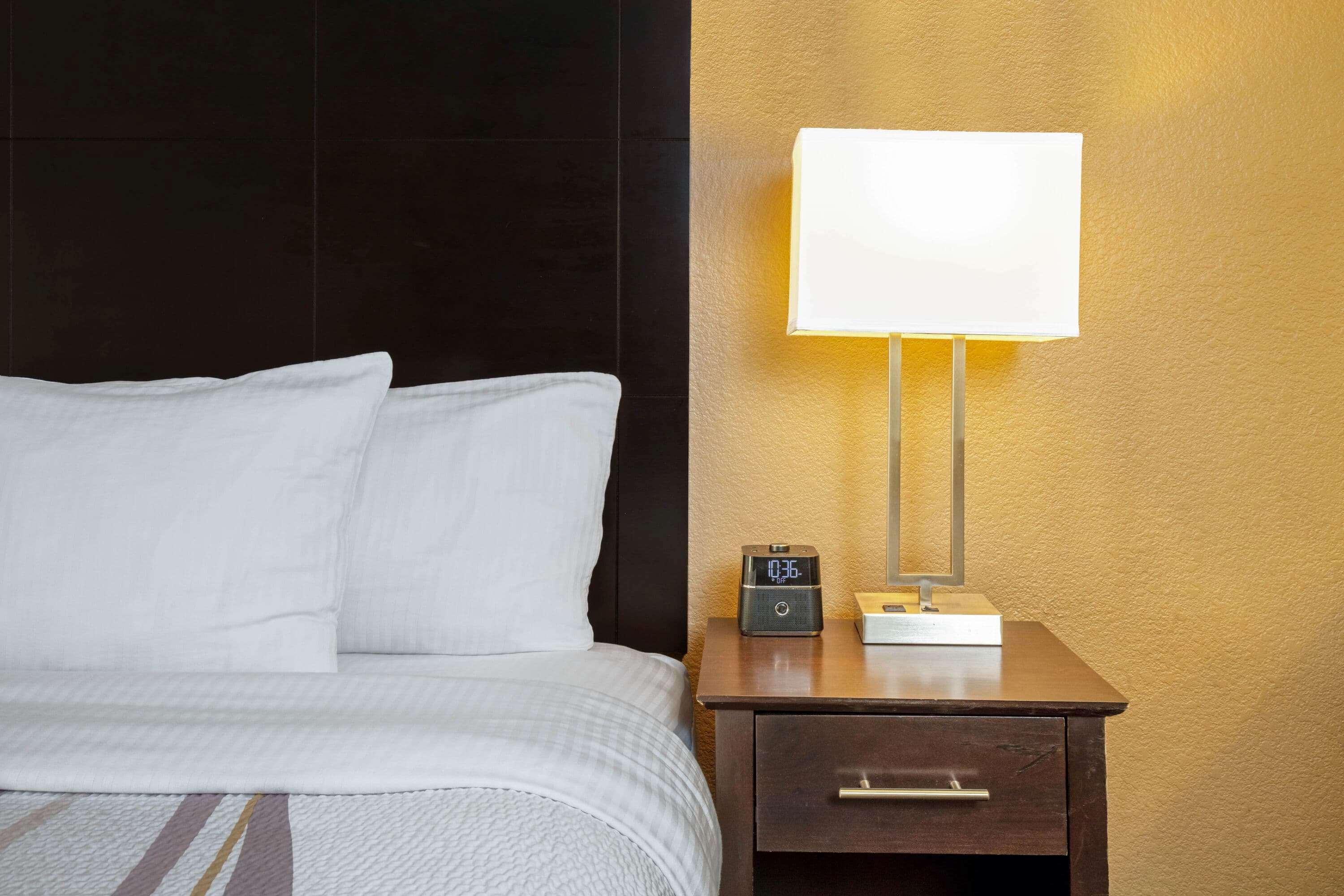 La Quinta Inn & Suites By Wyndham Lv Tropicana Stadium Las Vegas Zewnętrze zdjęcie