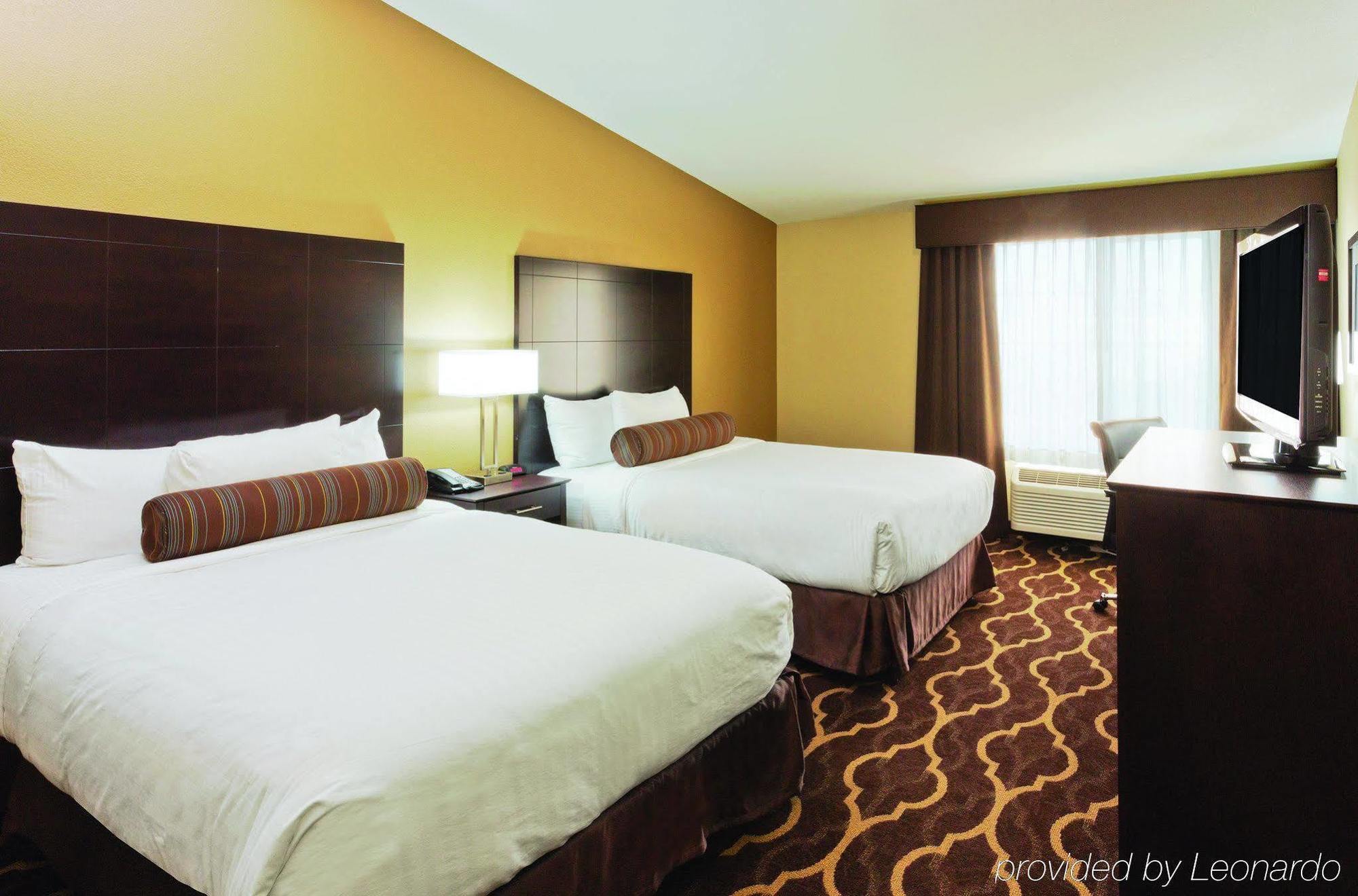 La Quinta Inn & Suites By Wyndham Lv Tropicana Stadium Las Vegas Zewnętrze zdjęcie